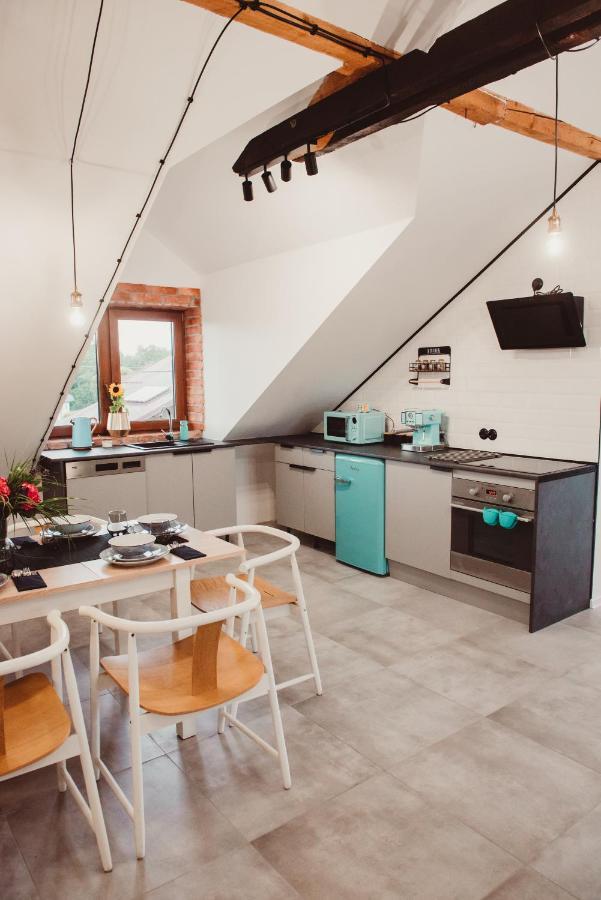 4Sky Apartament Auschwitz Buitenkant foto